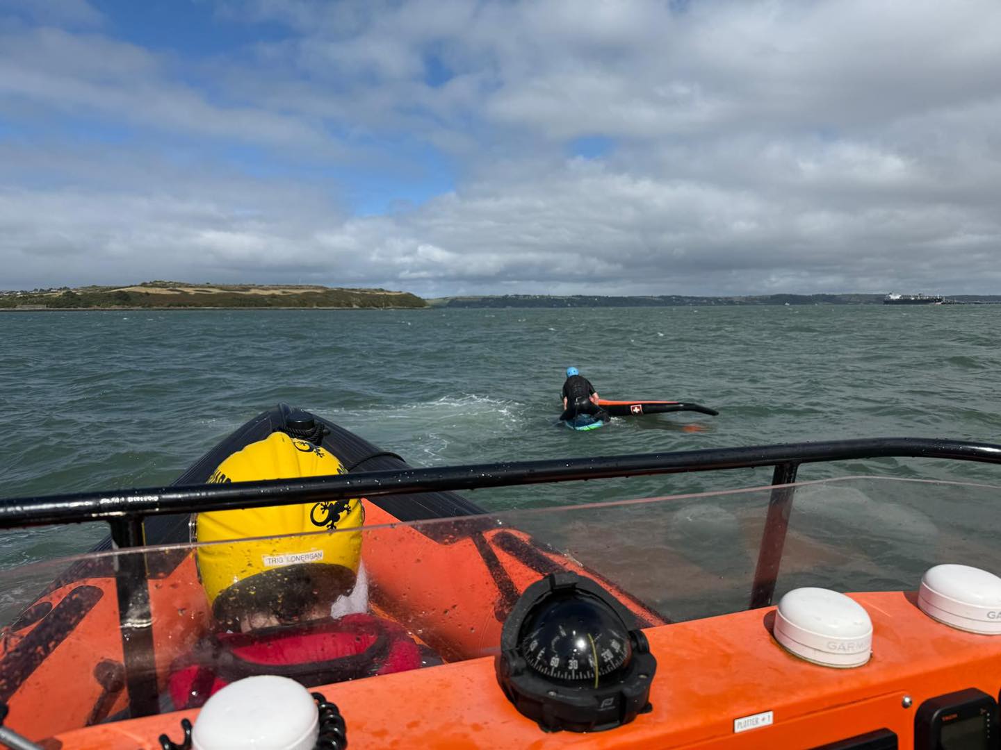 Coast Guard Rescues Kite Surfers in Difficulty off Fort Carlisle